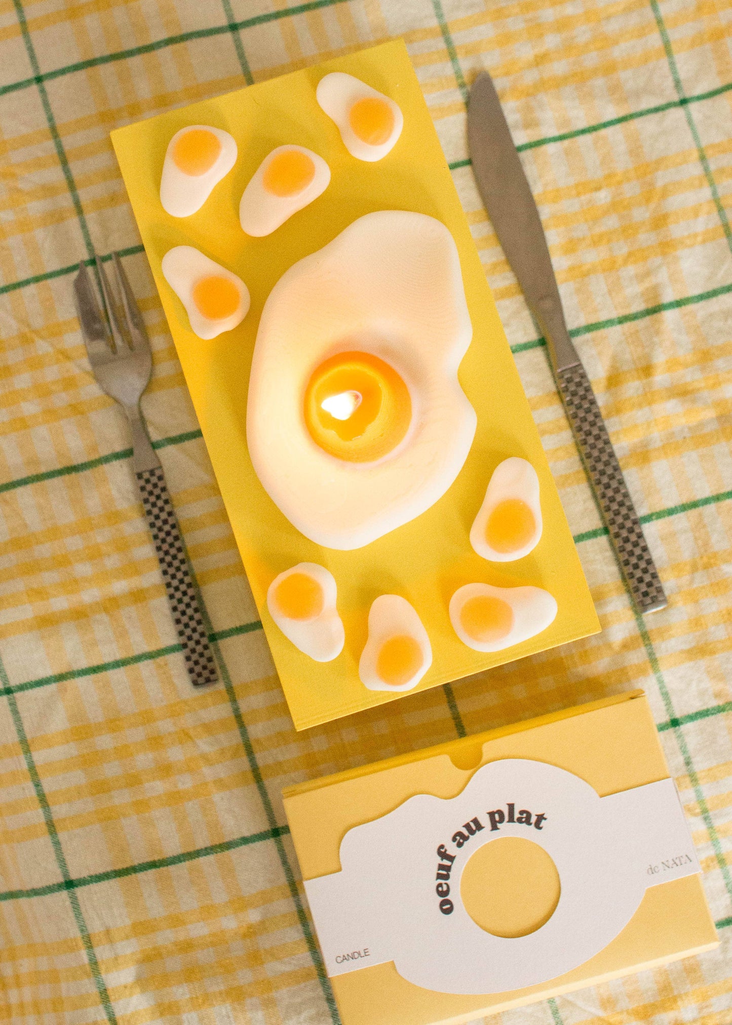 Oeuf au Plat / Fried Egg Candle - by Carlyle Avenue