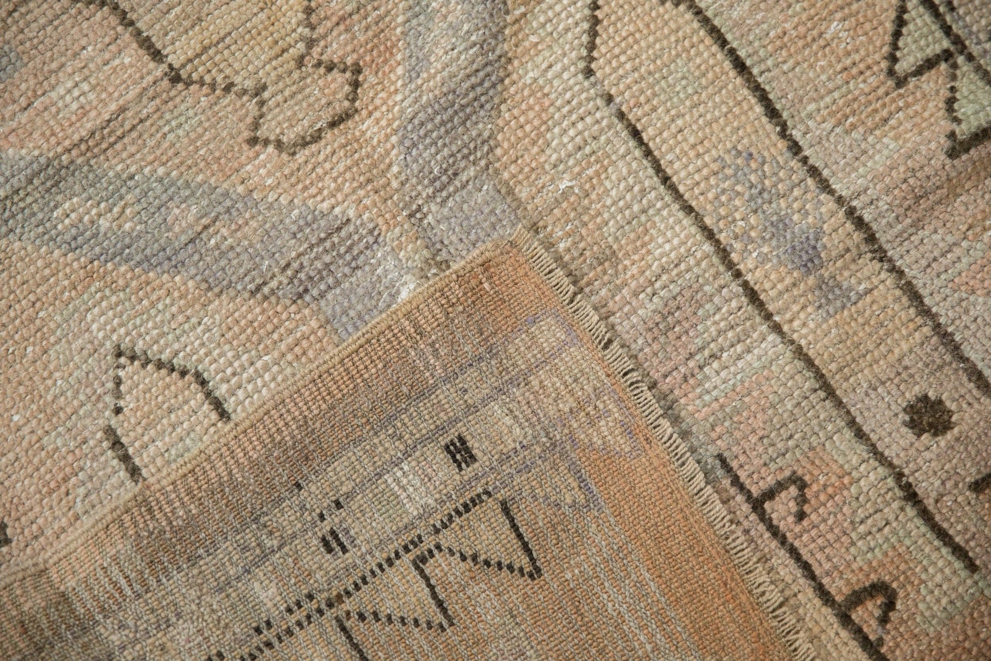 Vintage Distressed Oushak Rug w/Design Motif - Rug by Carlyle Avenue