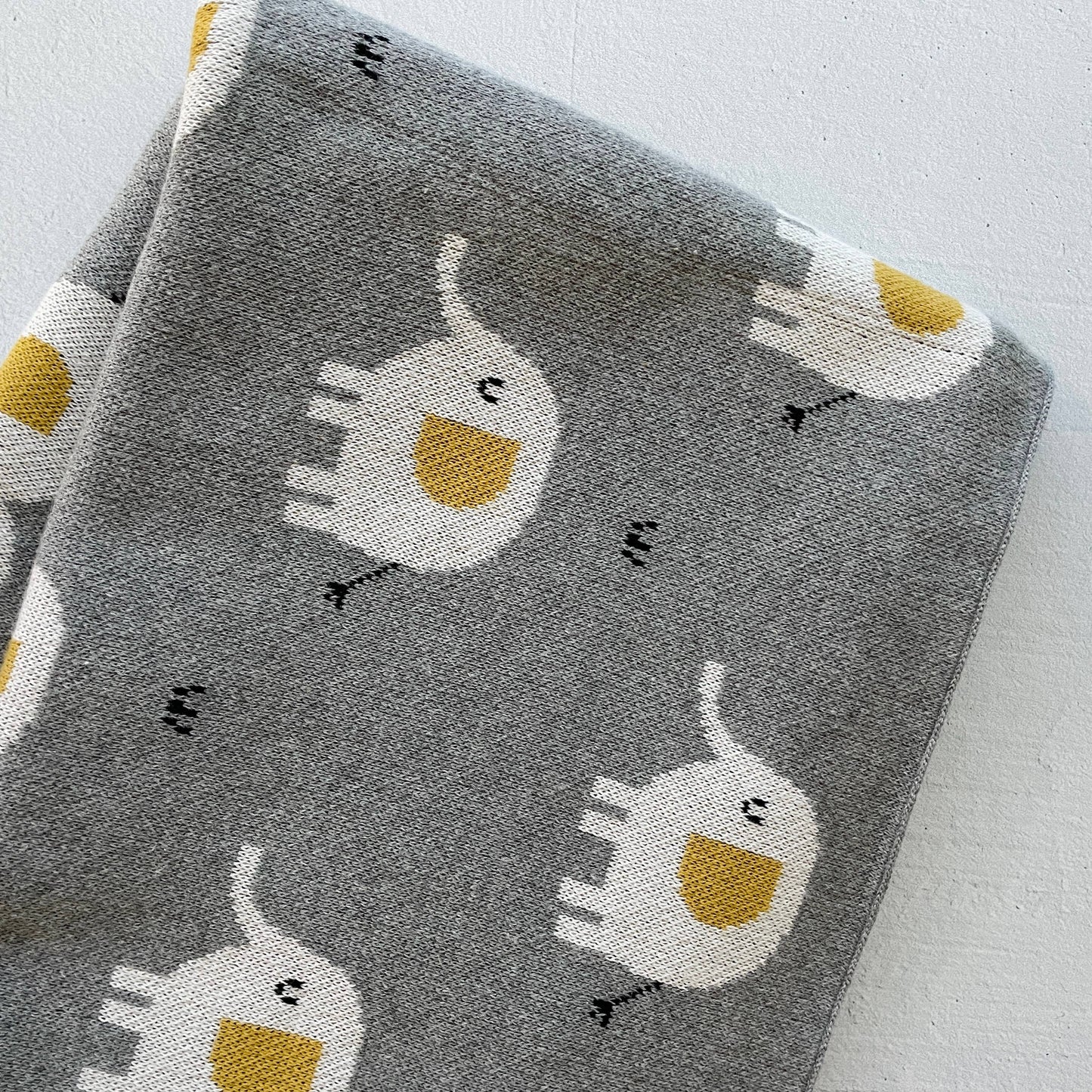 Elephant Jacquard Knit Baby Blanket & Lovey Gift SET - Baby Blanket by Carlyle Avenue