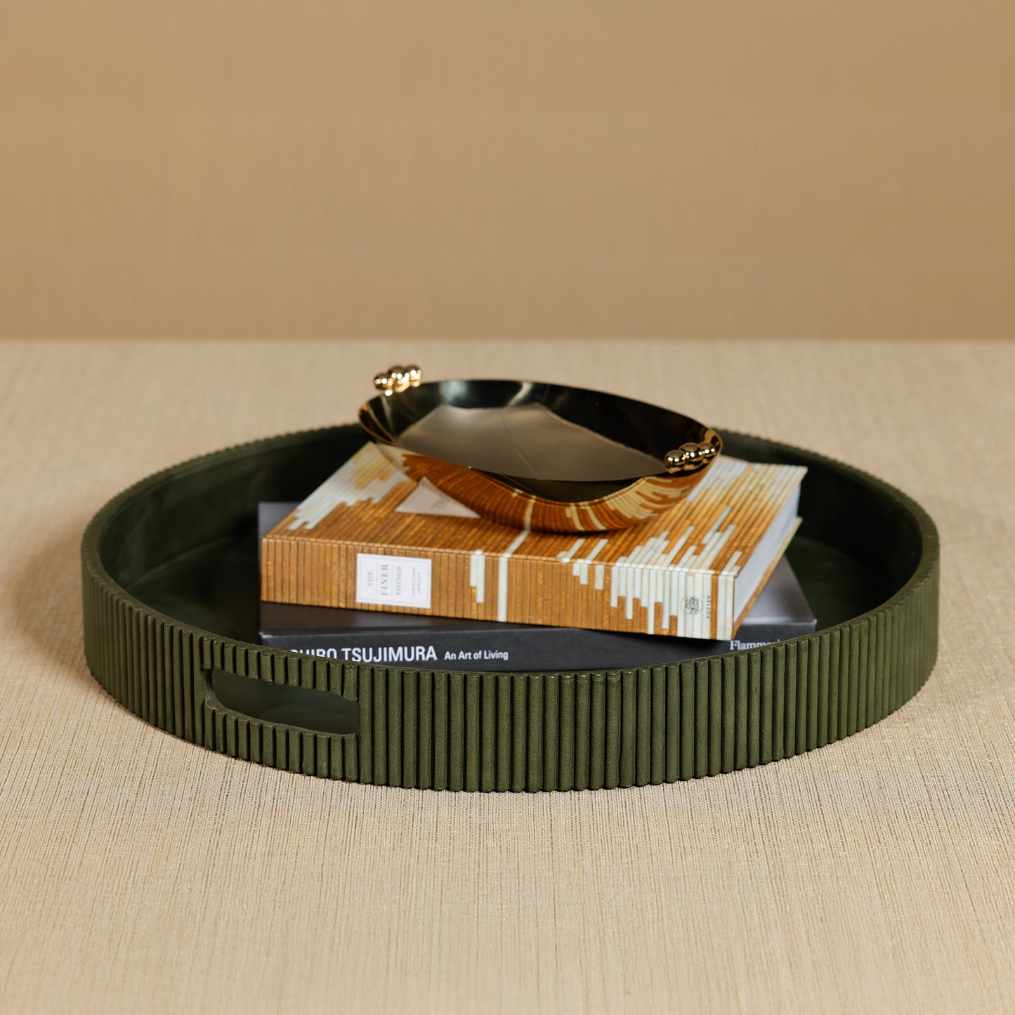 Round Fluted Leather Tray, Green- 20"