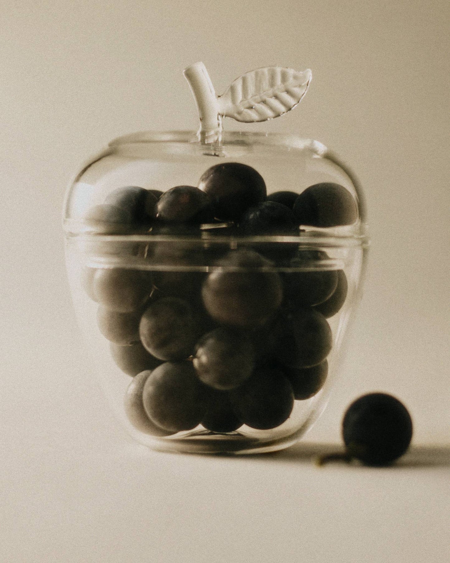 La Pomme, Clear - Jar by Carlyle Avenue