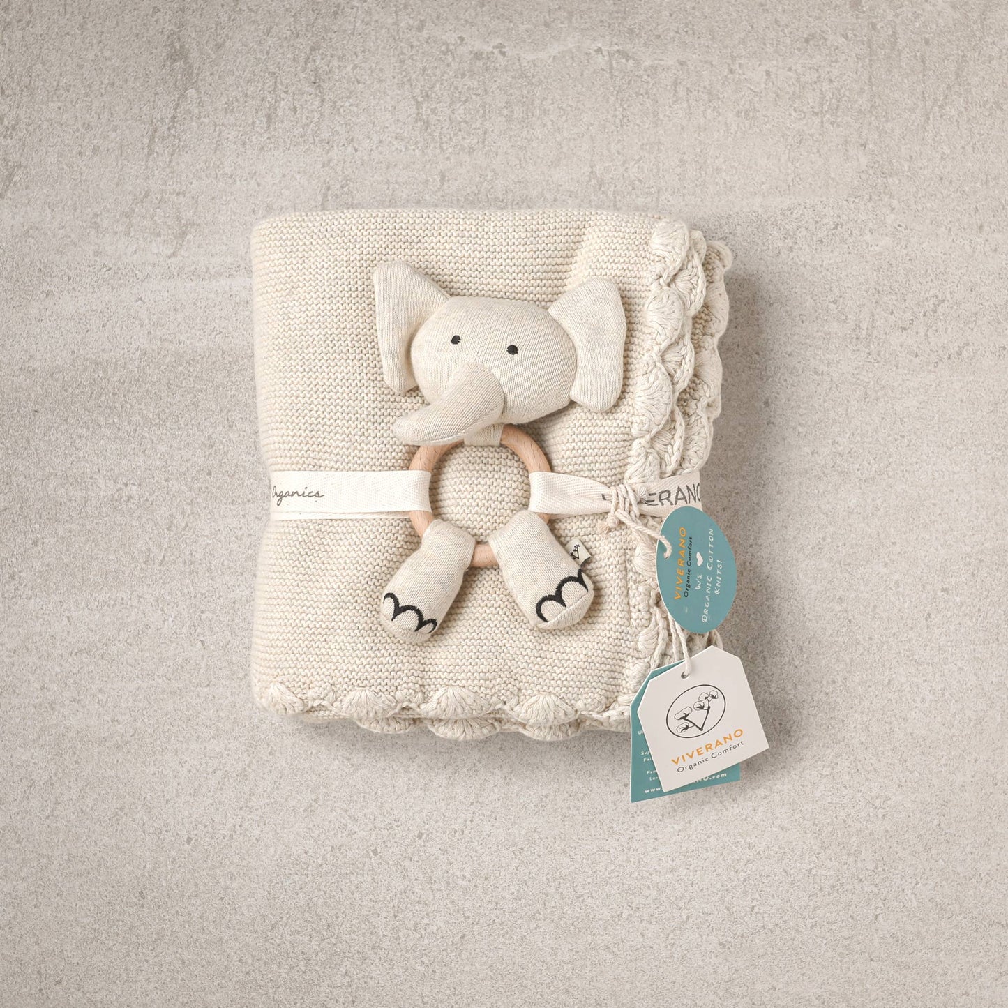 Scallop Edge Classic Knit Baby Blanket + Elephant Rattle SET - Baby Blanket by Carlyle Avenue