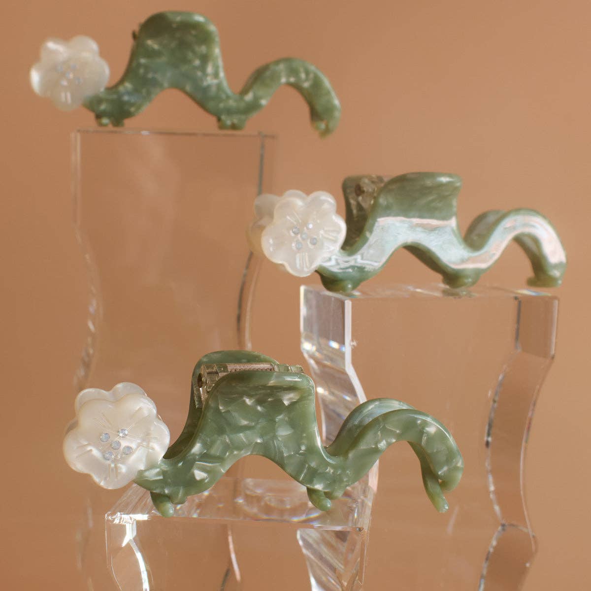 White Orange Blossom Flower Small Squiggle Acetate Hair Claw - by Carlyle Avenue