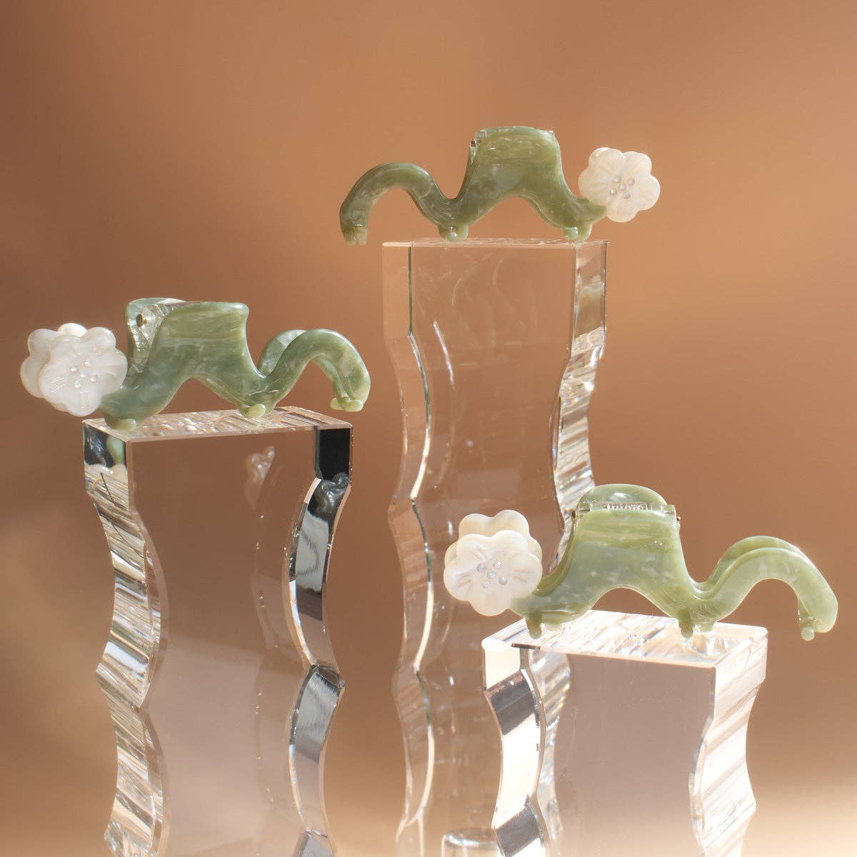 White Orange Blossom Flower Small Squiggle Acetate Hair Claw - by Carlyle Avenue