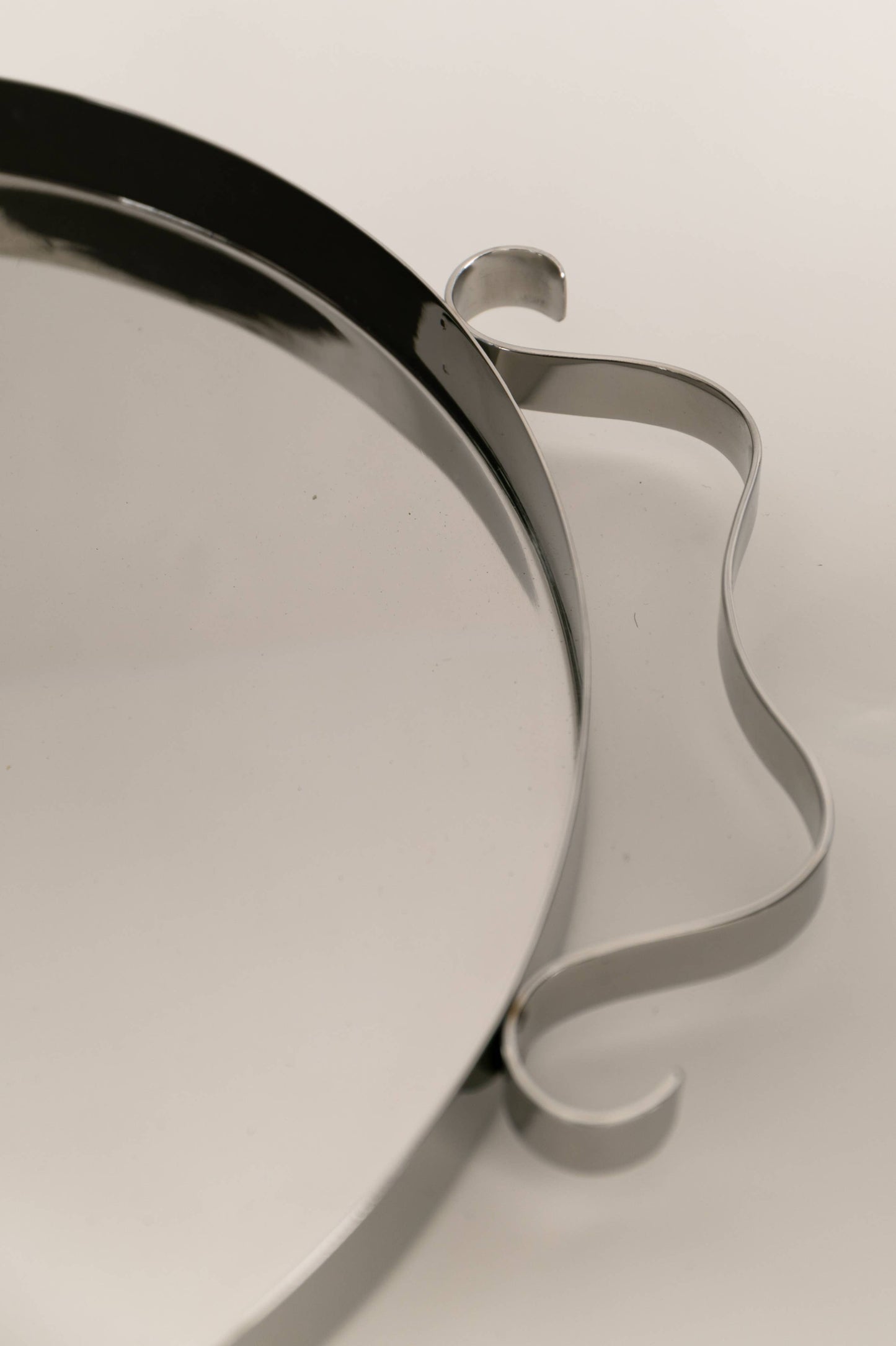 Squiggle Tray - by Carlyle Avenue