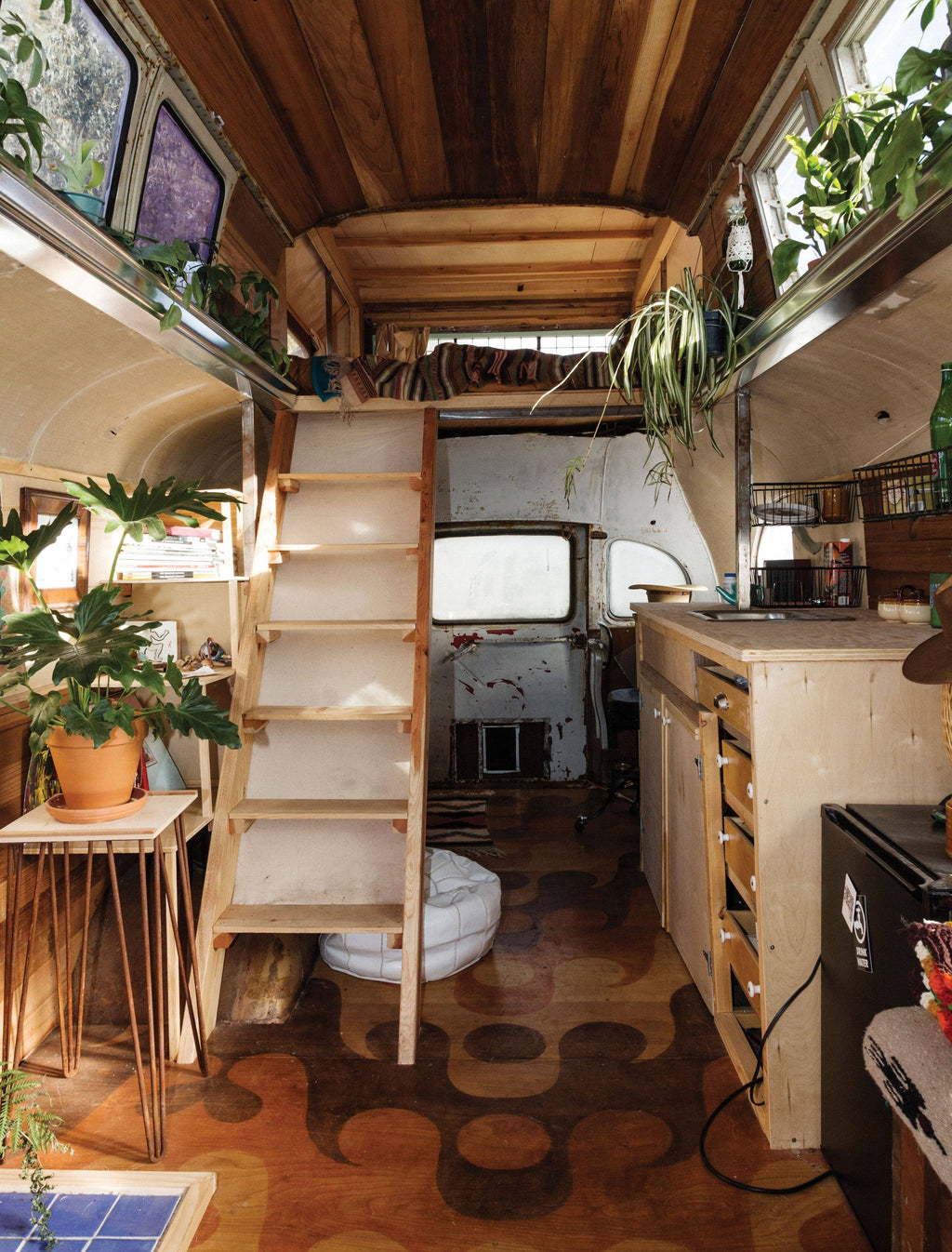 Surf Shacks - Books by Carlyle Avenue