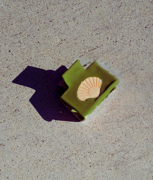 Pia Clip -  by Carlyle Avenue