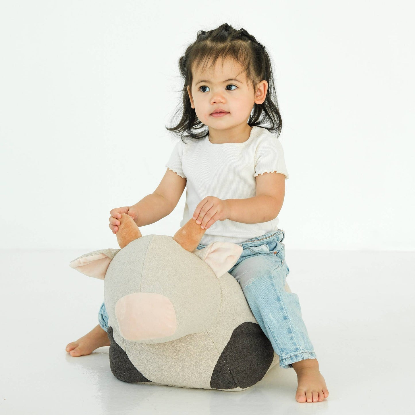 MOO MOO COW POUF // Ride-on toys