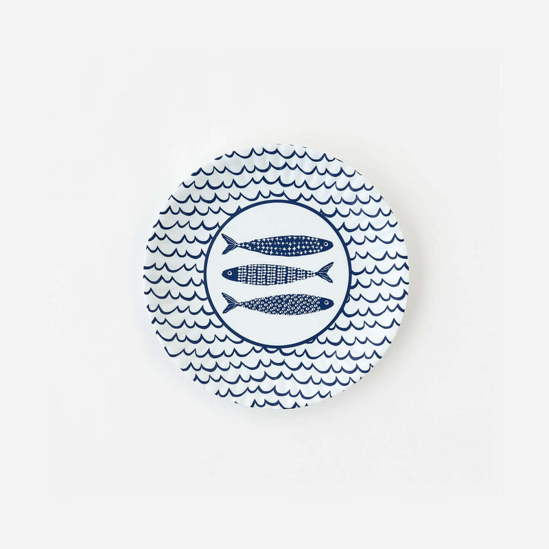 fish-inspired melamine dinner plate with a blue paper plate design.