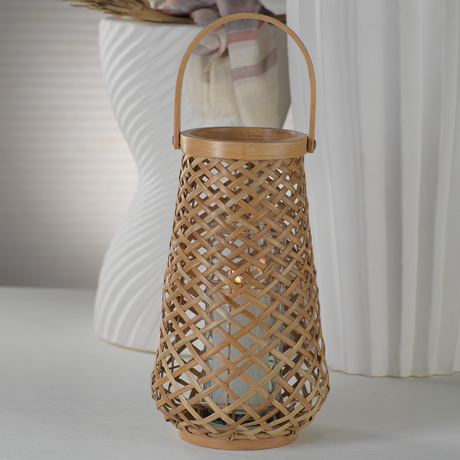 Maris Rattan Lantern