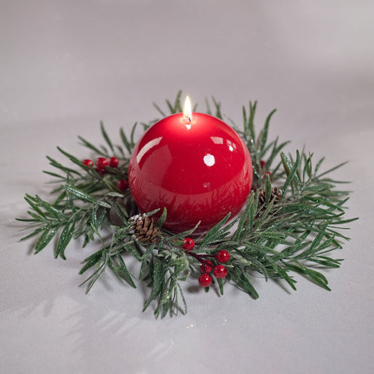 California Pepper Wreath - 8.5" - Christmas Decor by Carlyle Avenue
