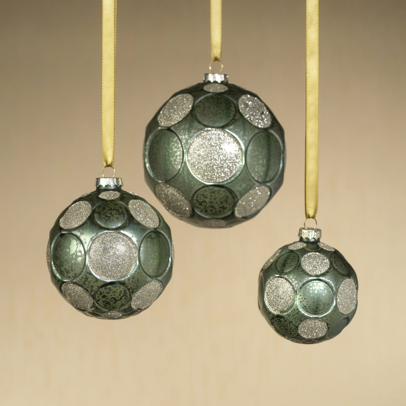 Matte Frosted Whisper Glass Ornament - Green & Gold