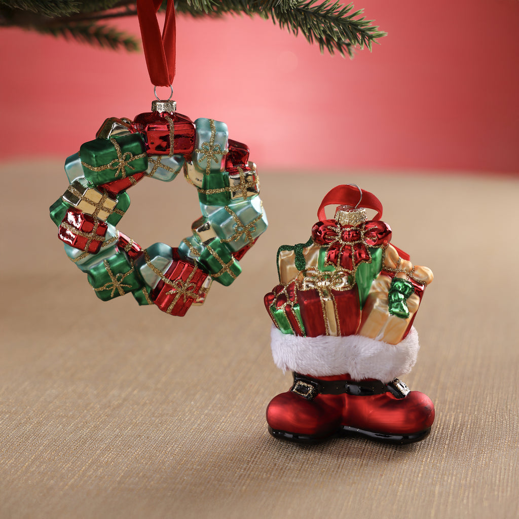 Holiday Gift Box Wreath Glass Ornament