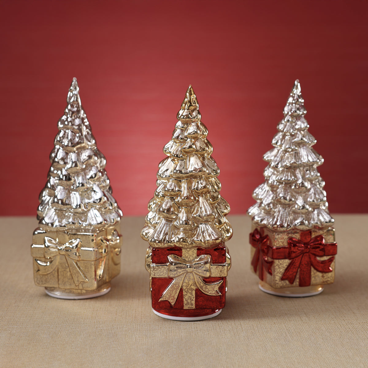 LED Rotating Tree on Present