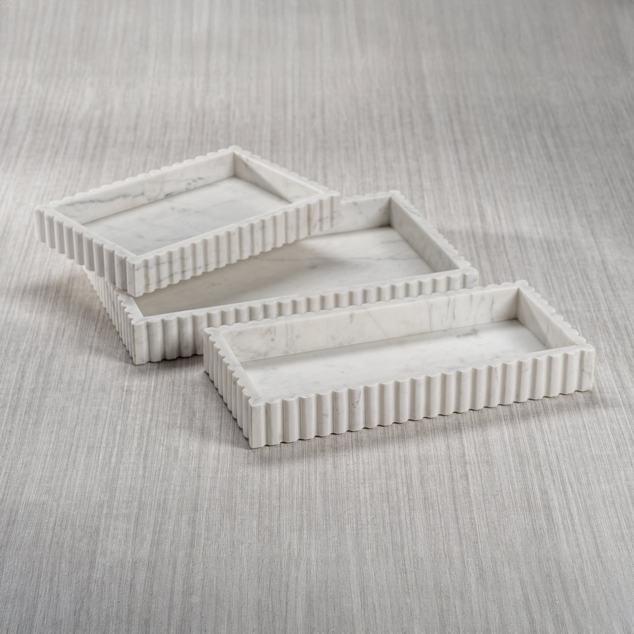 Camogli Scalloped Marble Tray - White