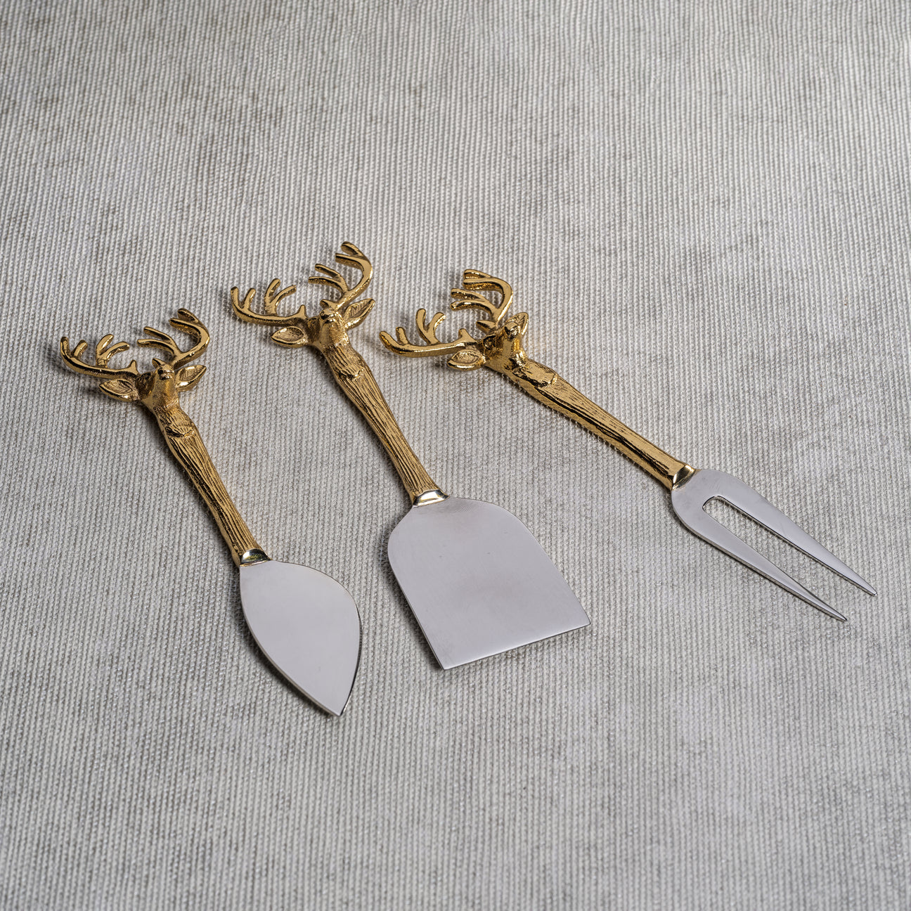 Set of 3 Stag Head Cheese Knives