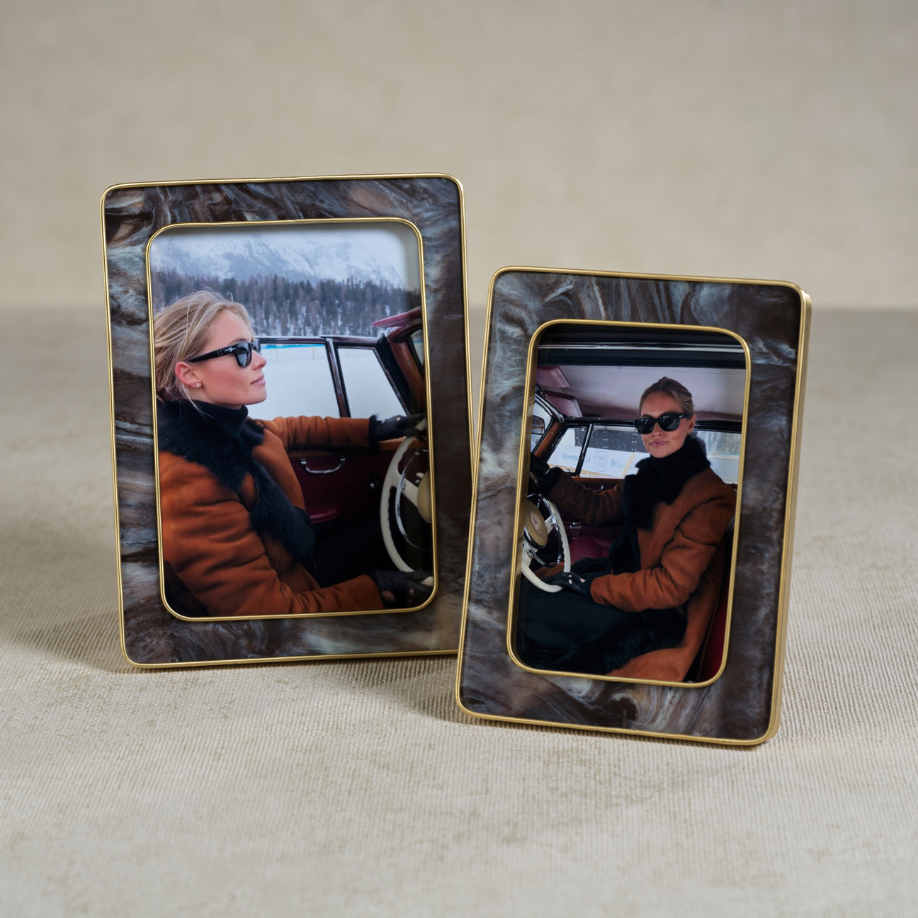 Marbled Hazel Resin Photo Frame w/ Brass Trim