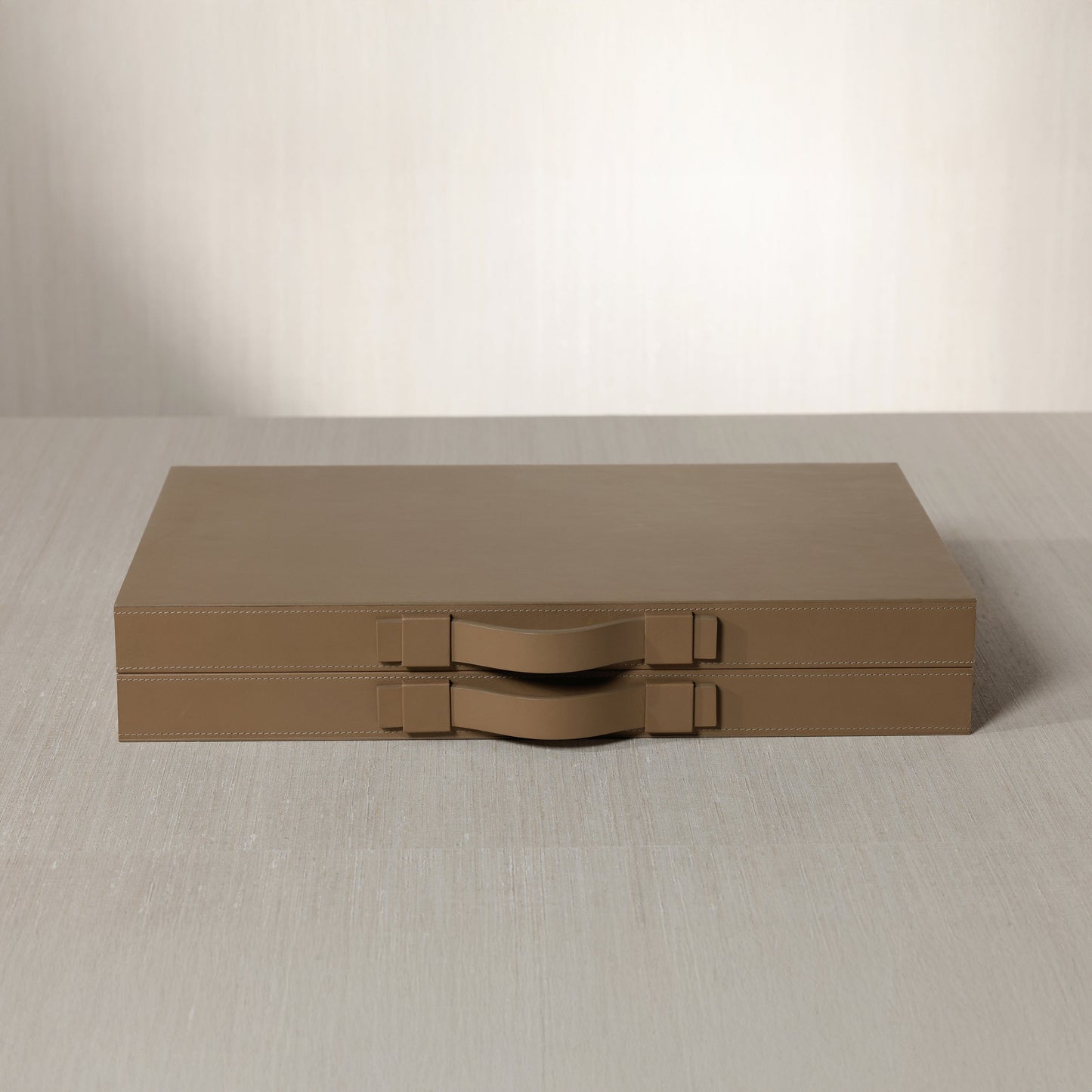 Geneva 19" Backgammon Set - Taupe Leather