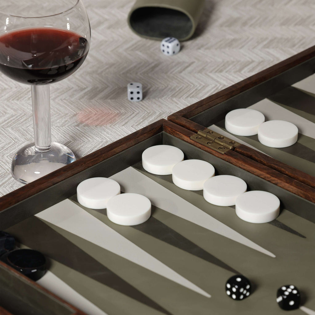 Palma de Mallorca 19" Backgammon Set with wine glass and dice on a textured table.