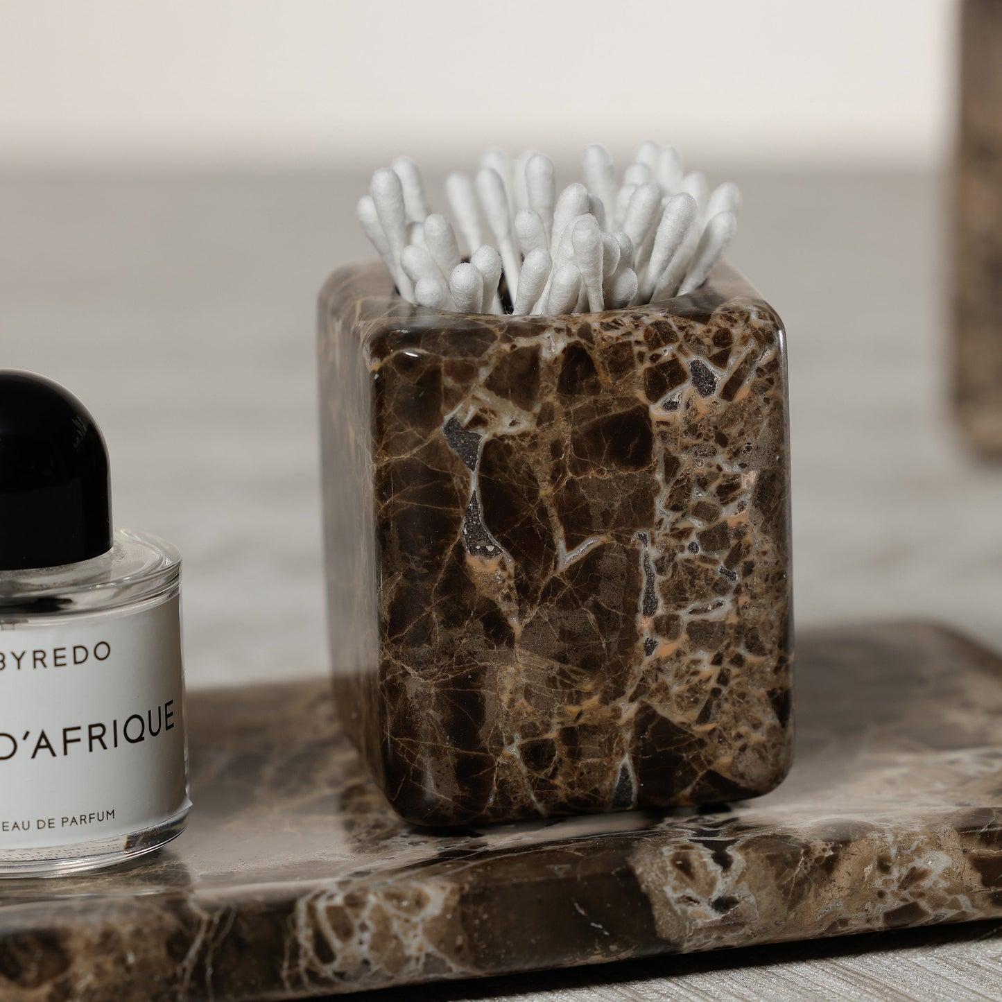 Marrón Emperador Marble Bath Collection