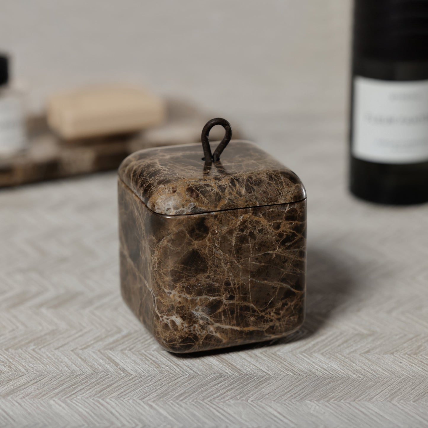 Marrón Emperador Marble Bath Collection