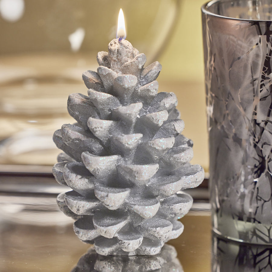 Pine Cone Candle