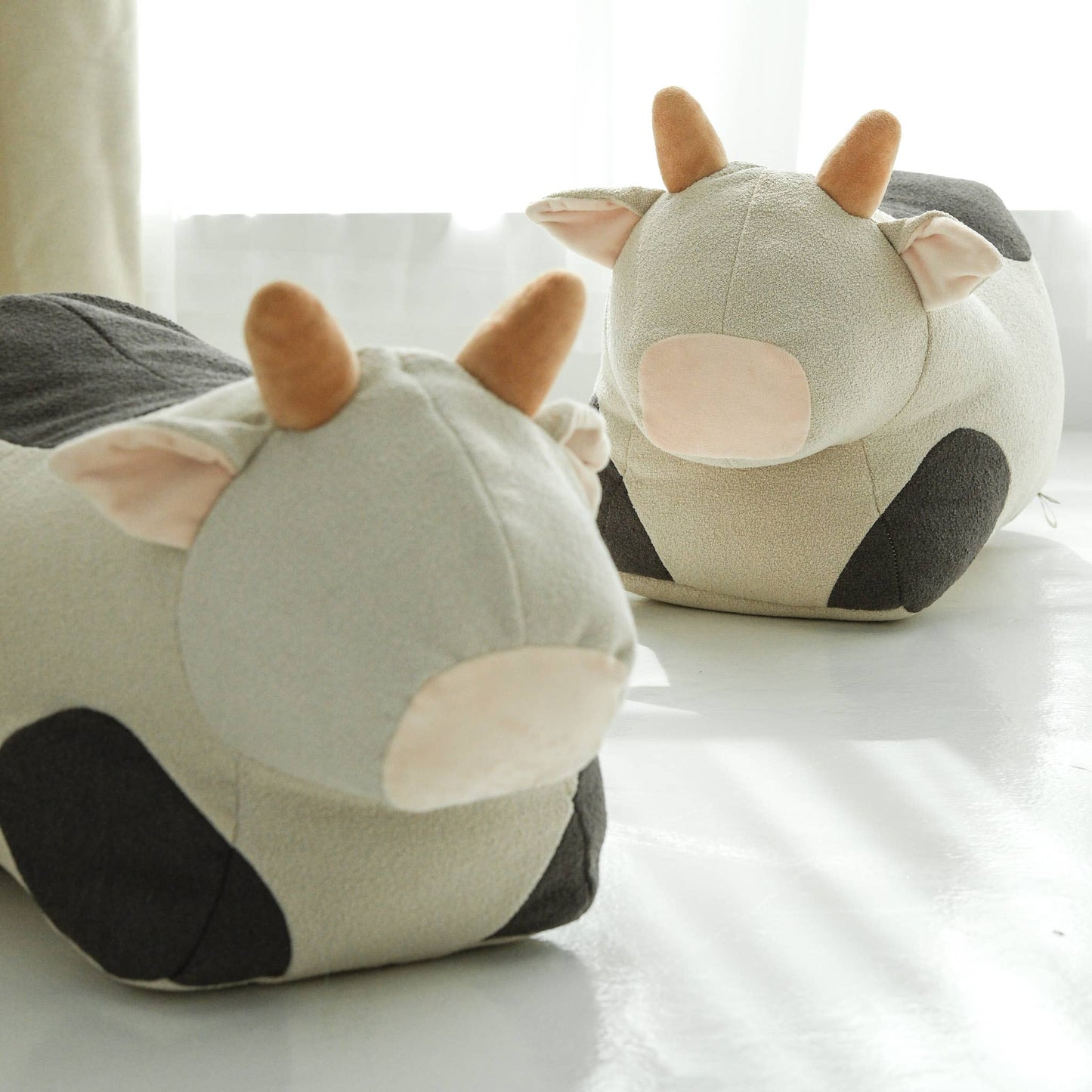 MOO MOO COW POUF // Ride-on toys