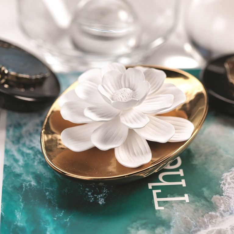 Dream Porcelain Flower Diffuser - CARLYLE AVENUE