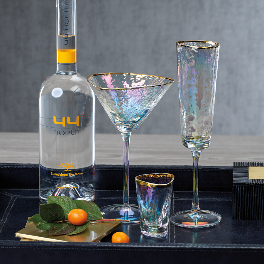 Aperitivo Triangular Stemware - Luster with Gold Rim