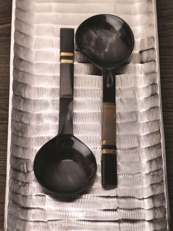 Seychelles Salad Server w/ Horn Handle - CARLYLE AVENUE