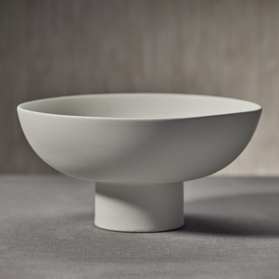 Côte d'Ivoire White Ceramic Footed Bowl - Decorative Bowls by Carlyle Avenue
