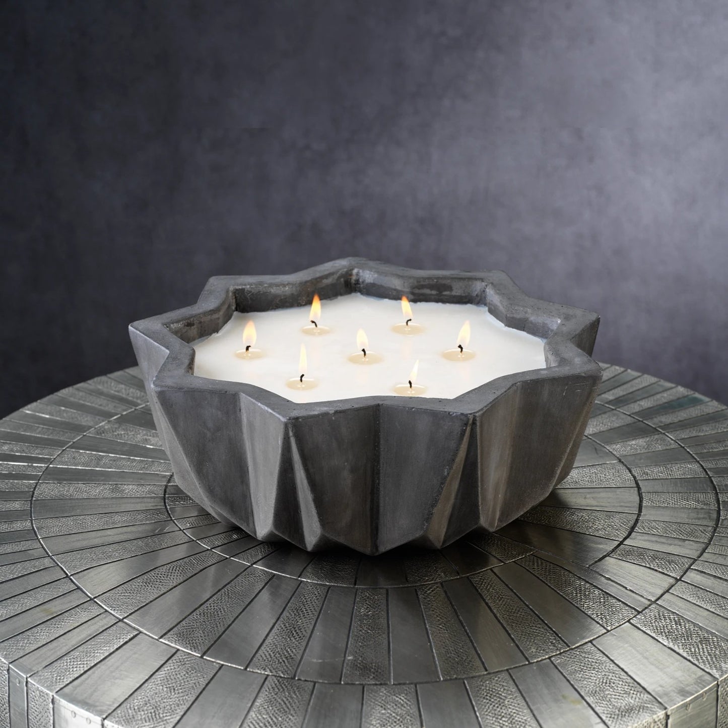 Villa Nouza 7 Wick Concrete Candle/Black- Fig Vetiver - Home Fragrance by Carlyle Avenue
