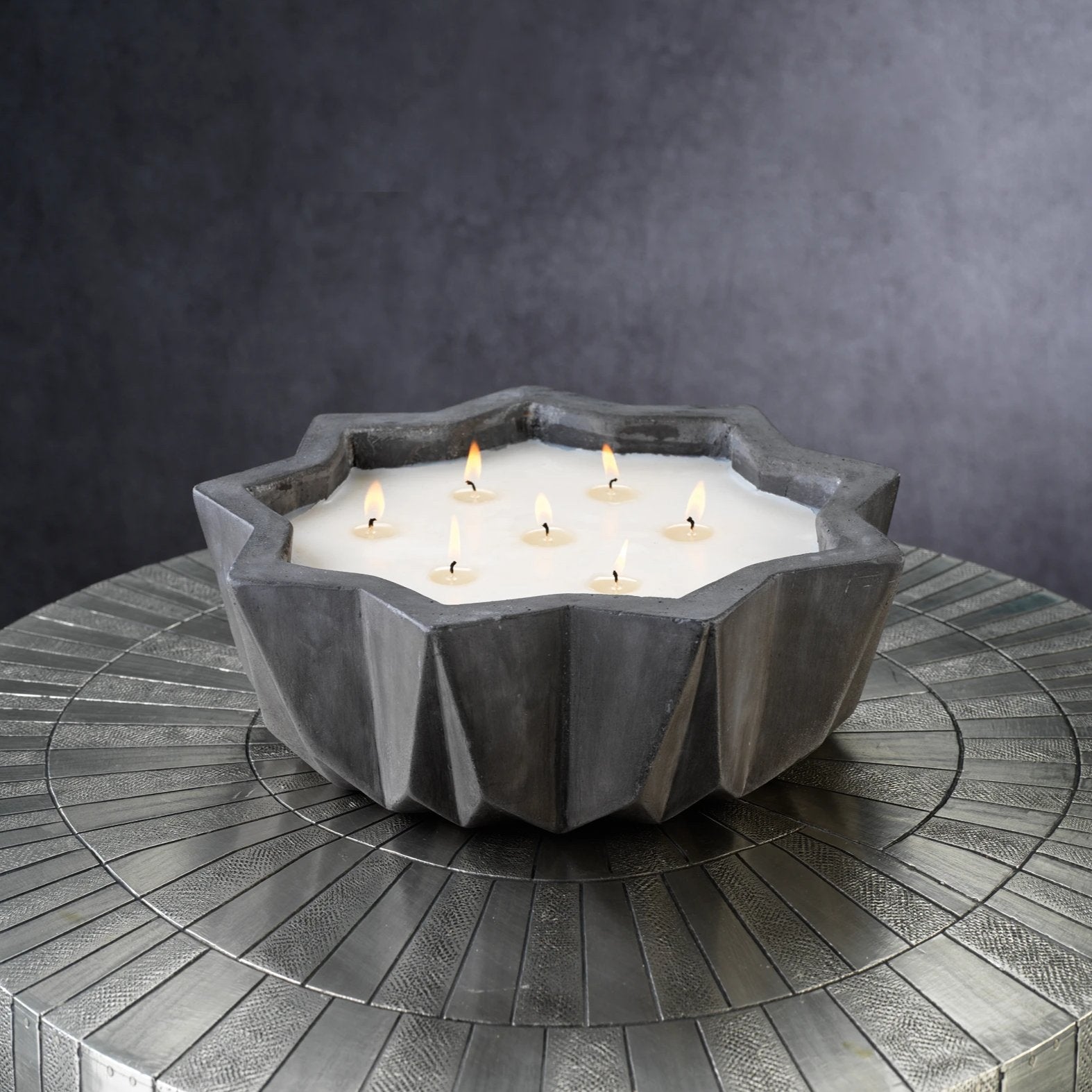 Villa Nouza 7 Wick Concrete Candle/Black- Fig Vetiver - Home Fragrance by Carlyle Avenue